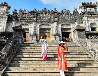NEW WEBSITE Itinerary 320 x 250 0000 Hue